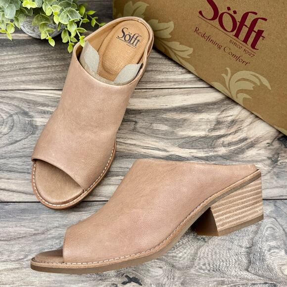 NIB Sofft Aneesa 9M Light Taupe Leather Slip On Open Toe Block Heel Slide Sandal - Picture 1 of 10